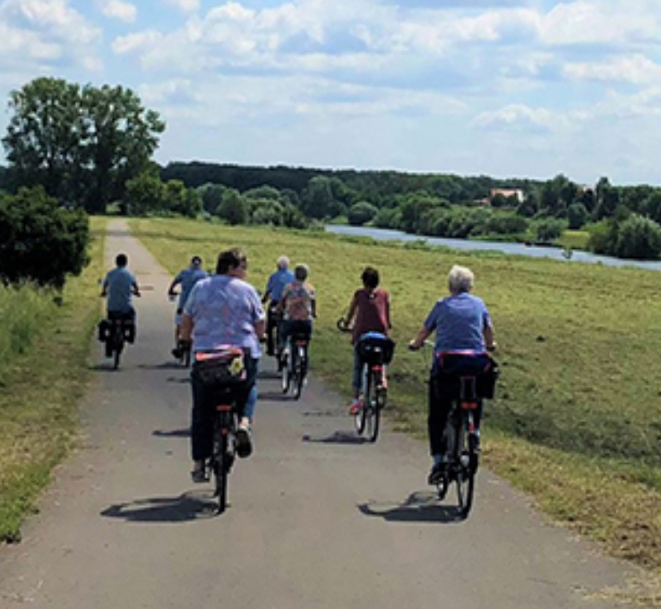 Einladung zur Familien-Fahrradtour 🚴‍♀️🌳